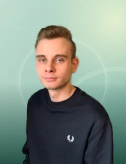 Profilfoto von Janick aus Sinsheim. Berufswunsch: Industriemechaniker/in und Qualitätsmanager/in. Branche: Metall, Maschinenbau und Produktion, Fertigung.