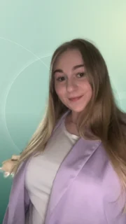 Profilfoto von Lea aus Teningen. Berufswunsch: Callcenter Agent/in. Branche: Beratung, Consulting und Bildung, Pädagogik.
