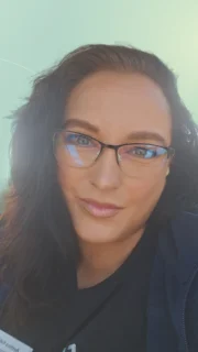 Profilfoto von Bettina aus Uetze. Berufswunsch: Fachkraft – Schutz und Sicherheit. Branche: Schutz, Ordnung, Sicherheit.