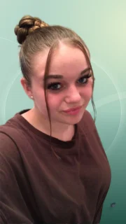 Profilfoto von Paula aus Aurich. Berufswunsch: Babysitter/in. Branche: Haushalt, Babysitting.