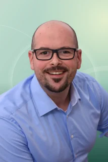 Profilfoto von Tobias aus Wetzlar. Berufswunsch: Außendienstmitarbeiter/in und Automobil-Serviceberater/in. Branche: Bildung, Pädagogik und Kundenservice.