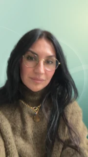 Profilfoto von Kader aus Ludwigsburg. Berufswunsch: Bürohelfer/in und Verkäufer/in. Branche: Kundenservice.