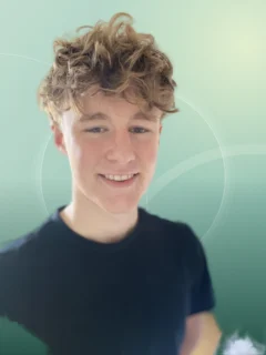 Profilfoto von Adrian aus Köln. Berufswunsch: Kellner/in und Servicekraft. Branche: Events, Messen, Promotion und Gastronomie, Hotellerie, Tourismus.