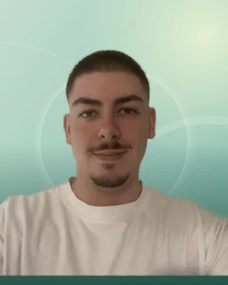 Profilfoto von Uros. Berufswunsch: Fachkaufmann/-frau - Vertrieb. Branche: IT, Informatik, Programmierung.