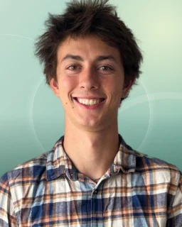 Profilfoto von Pablo aus Amberg. Berufswunsch: Bootsbauer/in und Ingenieur/in – Maschinenbau. Branche: Management und Metall, Maschinenbau.