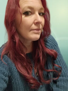 Profilfoto von Simone aus Eisfeld. Berufswunsch: Arbeitserzieher/in und Berufspädagoge/pädagogin. Branche: Bildung, Pädagogik und Design, Musik, Tanz, Schauspiel.