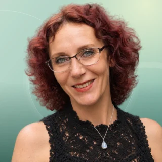 Profilfoto von Miriam aus Goslar. Berufswunsch: Alltagshelfer/in und Berater/in. Branche: Haushalt, Babysitting und Körperpflege, Hauswirtschaft, Hygiene.