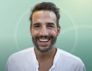 Profilfoto von Denis aus Frankfurt am Main. Berufswunsch: Concierge. Branche: IT, Informatik, Programmierung und Kundenservice.