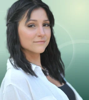 Profilfoto von Lisa aus Halle (Saale). Berufswunsch: IT-Kundenbetreuer/in und Warenverräumer/in. Branche: Kundenservice und Lebensmittel, Getränke.