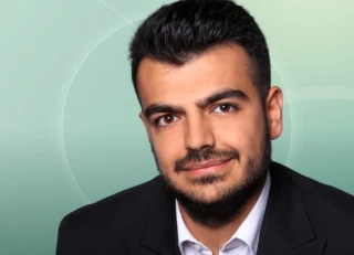 Profilfoto von Ismail aus Stein. Berufswunsch: Ingenieur/in – Elektrotechnik und Kundenberater/in. Branche: Beratung, Consulting und Elektronik.