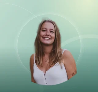 Profilfoto von Nina aus Solingen. Berufswunsch: Redakteur/in. Branche: Marketing, Werbung und Medien, Verlag, Druck.