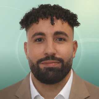 Profilfoto von Wassim aus Greven. Berufswunsch: Abfüller/in. Branche: Design, Musik, Tanz, Schauspiel.