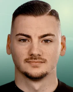 Profilfoto von Tobias aus Großostheim. Berufswunsch: Service-Chat-Agent/in und Telefonist/in. Branche: Beratung, Consulting und Elektronik.