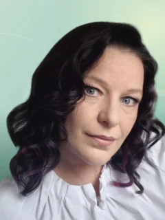 Profilfoto von Karin aus Friedberg. Berufswunsch: Tiermedizinische/r Fachangestellte/r. Branche: Gastronomie, Hotellerie, Tourismus.