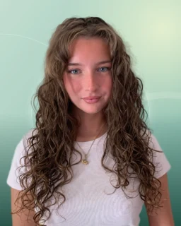 Profilfoto von Jana aus Bielefeld. Berufswunsch: Bäcker/in. Branche: Nachhilfe, Unterricht.