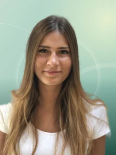 Profilfoto von Christina aus Duisburg. Berufswunsch: Betreuungskraft. Branche: Bildung, Pädagogik.