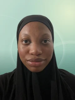 Profilfoto von Widad aus München. Berufswunsch: Callcenter Agent/in. Branche: Verkauf, Handel.