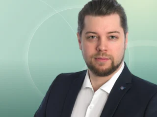 Profilfoto von Martin aus Allersberg. Berufswunsch: Techniker/in (Informatik). Branche: Elektronik und IT, Informatik, Programmierung.