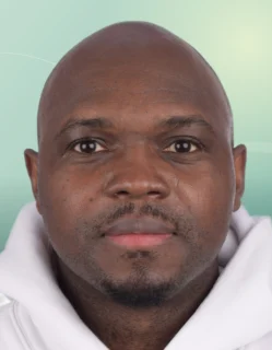 Profilfoto von Omorogbe aus Annweiler am Trifels. Berufswunsch: Logistikhelfer/in. Branche: Logistik, Transport, Verkehr.