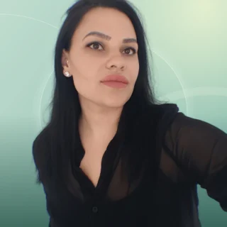 Profilfoto von Olga aus Neuenburg am Rhein. Berufswunsch: Dolmetscher/in / Übersetzer/in und Kaufmann/-frau – Versicherungen und Finanzen. Branche: Bildung, Pädagogik und Finanzen, Buchhaltung.