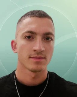 Profilfoto von Nick aus Mörfelden. Berufswunsch: Fitnesstrainer/in. Branche: Beratung, Consulting.