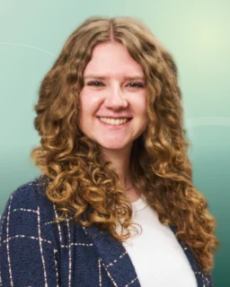 Profilfoto von Eliza aus Heiningen. Berufswunsch: Auftragsabwickler/in. Branche: Metall, Maschinenbau.