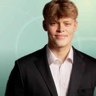 Profilfoto von Hendrik aus Schortens. Berufswunsch: Assistent/in – Controlling und Assistent/in – Medientechnik. Branche: Beratung, Consulting und IT, Informatik, Programmierung.