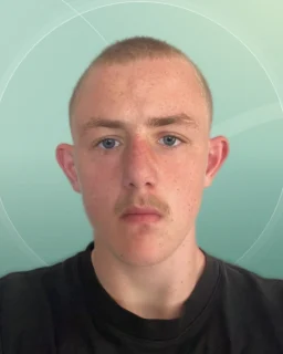 Profilfoto von Julien aus Zeitz. Berufswunsch: Verkäufer/in. Branche: Verkauf, Handel.