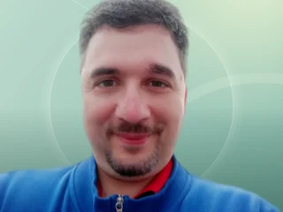 Profilfoto von Antonio aus Husum. Berufswunsch: Fahrer/in. Branche: Logistik, Transport, Verkehr.