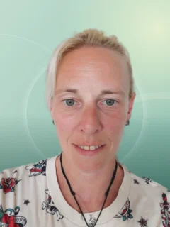 Profilfoto von Roxana aus Bad Frankenhausen/Kyffhäuser. Berufswunsch: Altenpflegehelfer/in und Assistent/in – Hotelmanagement. Branche: Bildung, Pädagogik und Gastronomie, Hotellerie, Tourismus.