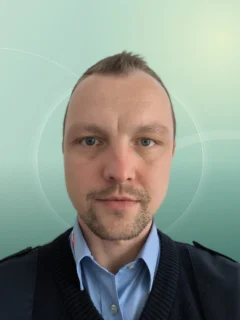 Profilfoto von Slawomir aus Ennigerloh. Berufswunsch: Sicherheitsbeauftragte/r (Werkschutz). Branche: Schutz, Ordnung, Sicherheit.