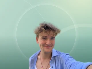 Profilfoto von Pascal aus Münster. Berufswunsch: Kellner/in und Produktionshelfer/in. Branche: Gastronomie, Hotellerie, Tourismus und Produktion, Fertigung.