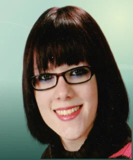 Profilfoto von Alla aus Amberg. Berufswunsch: Lagerhelfer/in und Logistikhelfer/in. Branche: Kunststoffe, Glas, Farben, Lacke und Logistik, Transport, Verkehr.