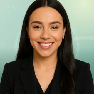 Profilfoto von Emna aus Rheinfelden. Berufswunsch: Bürohelfer/in. Branche: Bildung, Pädagogik.
