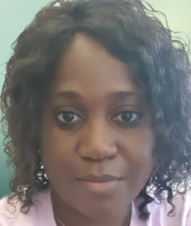 Profilfoto von Blanche aus Hamburg. Berufswunsch: Kassierer/in und Laborhelfer/in. Branche: Lebensmittel, Getränke und Medizintechnik, Reha, Sport, Bewegung.