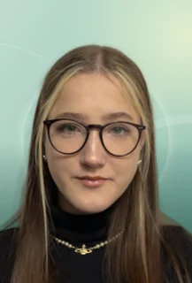 Profilfoto von Mira aus Vellmar. Berufswunsch: Artist/in und Atem-, Sprech- und Stimmlehrer/in. Branche: Bildung, Pädagogik und Design, Musik, Tanz, Schauspiel.