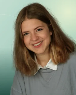 Profilfoto von Helena aus Jena. Berufswunsch: Rechtsanwalt/-­anwältin. Branche: Bauwesen, Architektur und Beratung, Consulting.