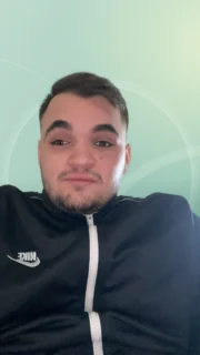 Profilfoto von Talal aus Bad Krozingen. Berufswunsch: Kommissionierer/in. Branche: Logistik, Transport, Verkehr.
