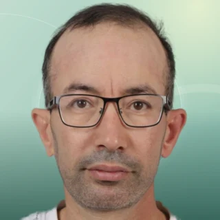 Profilfoto von Houcem aus Frankfurt (Oder). Berufswunsch: IT-Berater/in. Branche: IT, Informatik, Programmierung.
