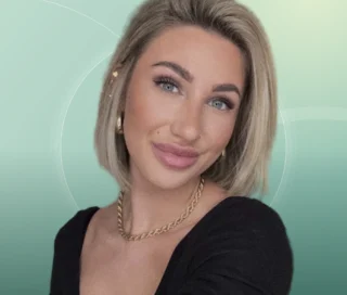 Profilfoto von Leonie aus Ozero Shybyndy. Berufswunsch: Empfangs-Hostess / Host und Kassierer/in. Branche: Beratung, Consulting und Events, Messen, Promotion.
