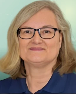 Profilfoto von Helga aus Neuhausen. Berufswunsch: Servicefahrer/in. Branche: Kundenservice.
