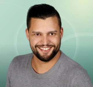 Profilfoto von Marcell aus Ludwigsburg. Berufswunsch: Arbeitsvorbereiter/in. Branche: Logistik, Transport, Verkehr.