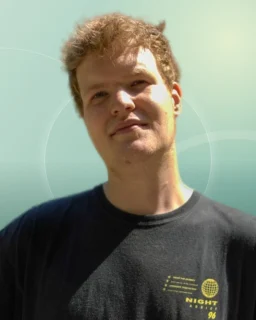 Profilfoto von Maximilian aus Potsdam. Berufswunsch: Warenverräumer/in. Branche: Design, Musik, Tanz, Schauspiel und Logistik, Transport, Verkehr.