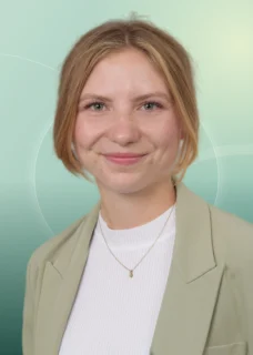 Profilfoto von Kaja aus Ahrensburg. Berufswunsch: Bildende/r Künstler/in und Nachhilfelehrer/in. Branche: Bildung, Pädagogik und Nachhilfe, Unterricht.
