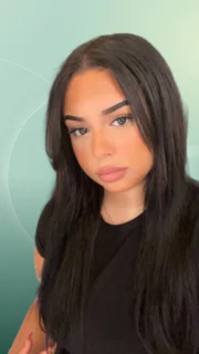Profilfoto von Alejandra. Berufswunsch: Automobilkaufmann/-frau. Branche: Kundenservice.