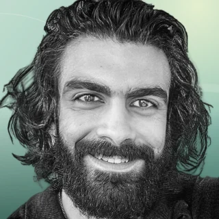 Profilfoto von Mahmoud aus Untergries. Berufswunsch: 3D-Designer/in und Designer/in – Grafik. Branche: Design, Musik, Tanz, Schauspiel.