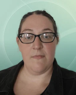 Profilfoto von Simone aus Gnarrenburg. Berufswunsch: Servicekraft – Schutz und Sicherheit. Branche: Jura, Rechtswesen.