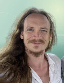 Profilfoto von Christian aus Sibbesse. Berufswunsch: Coach / Supervisor/in. Branche: Beratung, Consulting und Management.