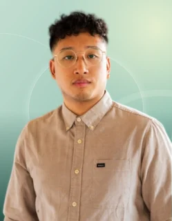 Profilfoto von Hoang aus Chemnitz. Berufswunsch: Event-Manager/in und Kaufmann/-frau – Büromanagement. Branche: Beratung, Consulting und Design, Musik, Tanz, Schauspiel.