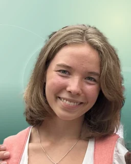Profilfoto von Finja aus Deggendorf. Berufswunsch: Fitnesstrainer/in. Branche: Medizintechnik, Reha, Sport, Bewegung.